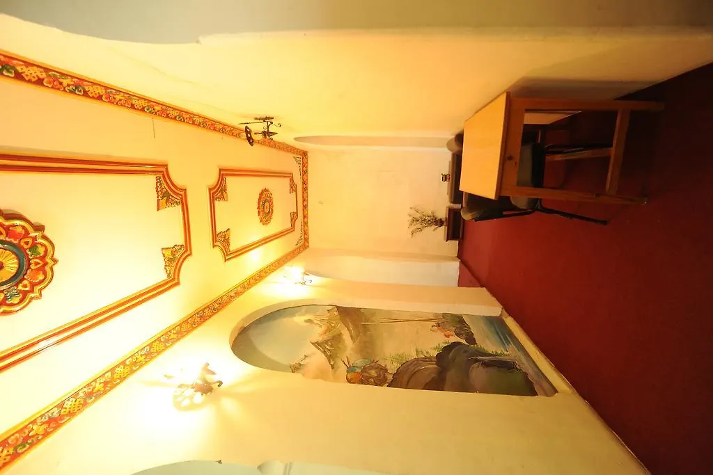 Hotel Himalaya Yoga Kathmandu 3*,
